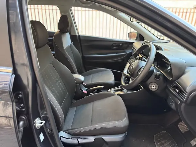 Used Hyundai i20 [2020-2023] Sportz 1.2 IVT [2020-2023] in Thane