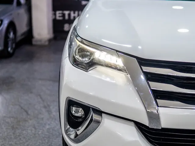 Used Toyota Fortuner [2016-2021] 2.8 4x4 AT in Delhi