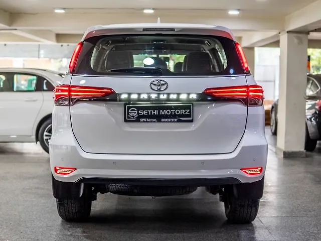 Used Toyota Fortuner [2016-2021] 2.8 4x4 AT in Delhi