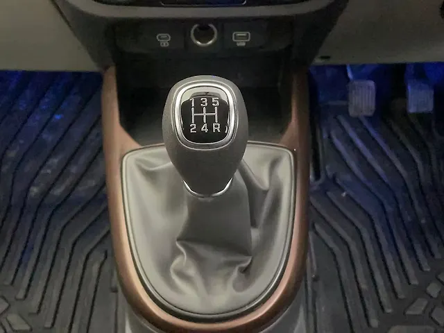 Used Hyundai Aura SX 1.2 Petrol in Ahmedabad