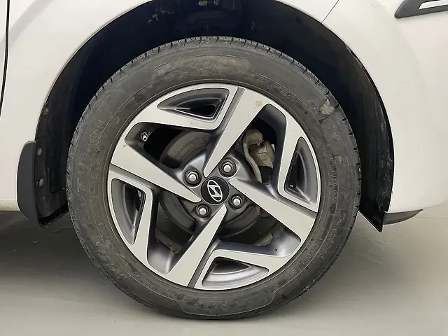 Used Hyundai Aura SX 1.2 Petrol in Ahmedabad