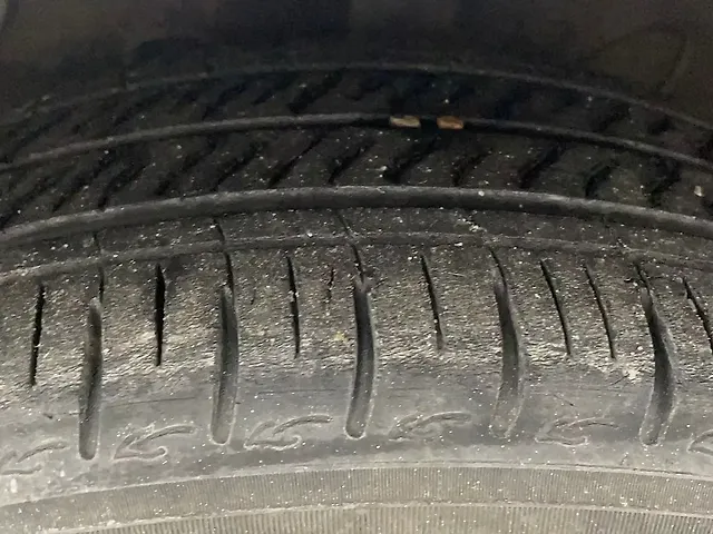 Used Hyundai Aura SX 1.2 Petrol in Ahmedabad