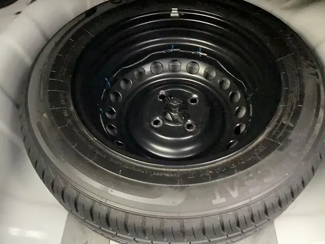 Used Hyundai Aura SX 1.2 Petrol in Ahmedabad