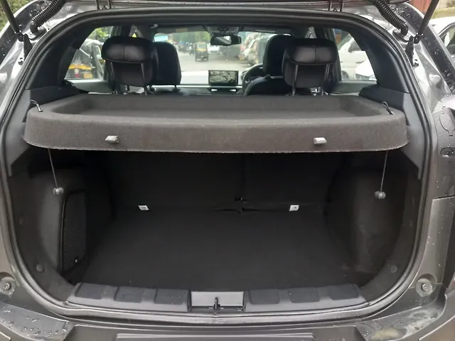 Used Tata Nexon Fearless Plus (S) 1.2 Petrol 7DCA Dual Tone [2023-2025] in Thane