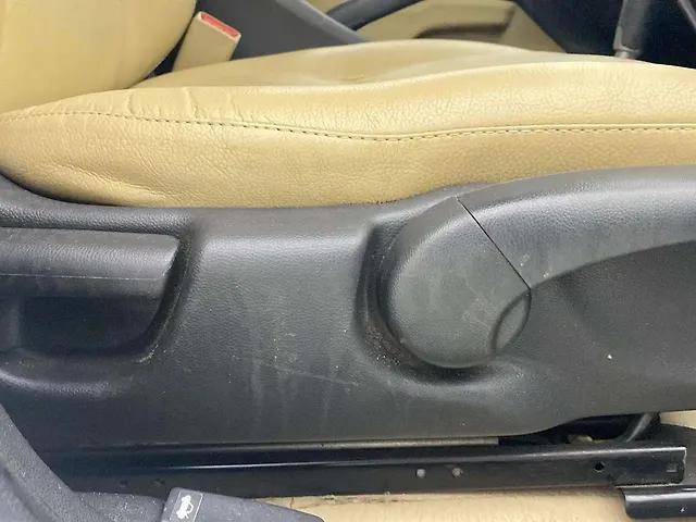 Used Honda City 4th Generation V CVT Petrol [2017-2019] in Ahmedabad