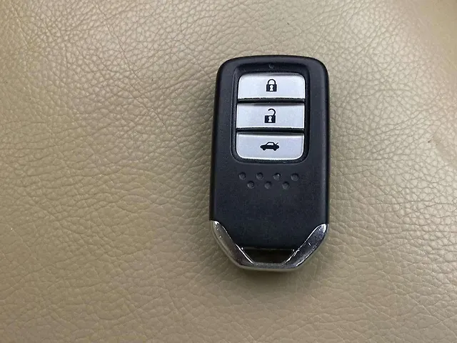 Used Honda City 4th Generation V CVT Petrol [2017-2019] in Ahmedabad
