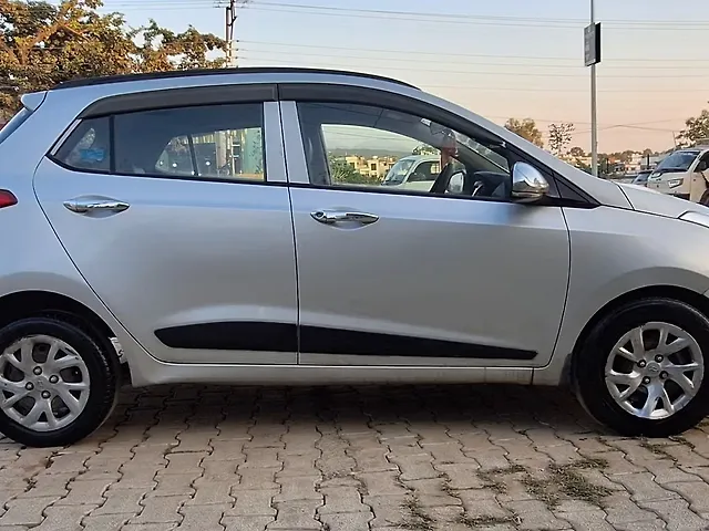 Used Hyundai Grand i10 Sportz (O) U2 1.2 CRDi [2017-2018] in Dehradun