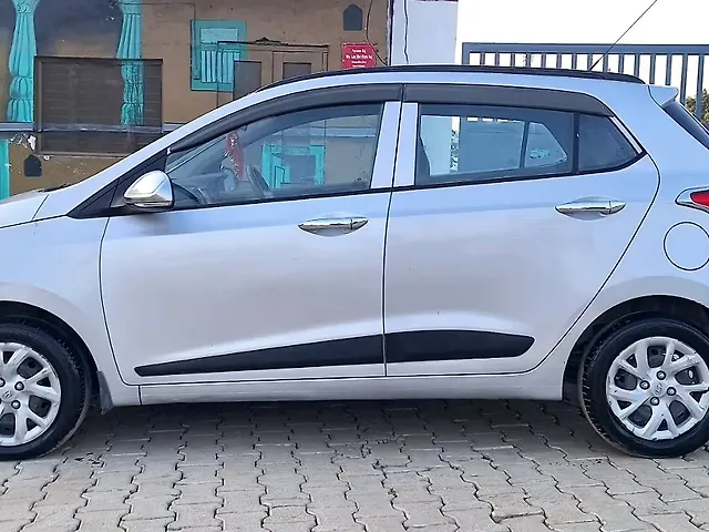 Used Hyundai Grand i10 Sportz (O) U2 1.2 CRDi [2017-2018] in Dehradun