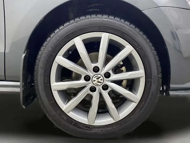 Used Volkswagen Polo Highline Plus 1.0L TSI in Hyderabad