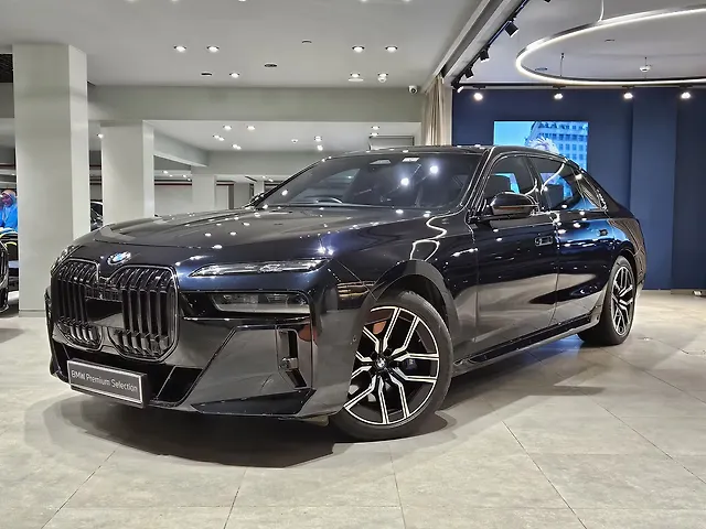Used BMW 7 Series 740i M Sport in Mumbai
