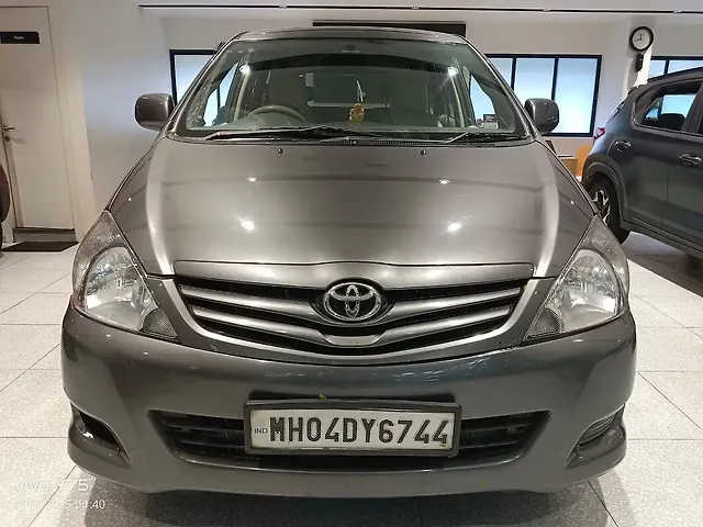 Used 2009 Toyota Innova in Mumbai