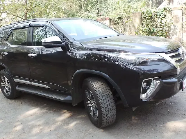Used Toyota Fortuner [2016-2021] 2.8 4x2 AT [2016-2020] in Mumbai