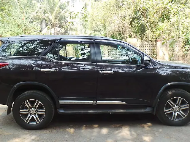 Used Toyota Fortuner [2016-2021] 2.8 4x2 AT [2016-2020] in Mumbai