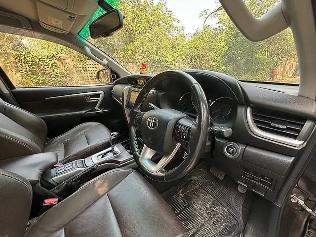 Used Toyota Fortuner [2016-2021] 2.8 4x2 AT [2016-2020] in Mumbai