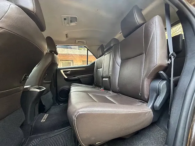 Used Toyota Fortuner [2016-2021] 2.8 4x2 AT [2016-2020] in Mumbai