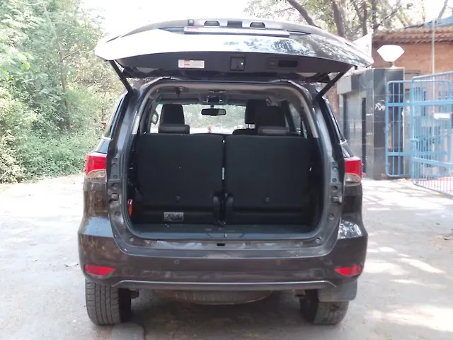 Used Toyota Fortuner [2016-2021] 2.8 4x2 AT [2016-2020] in Mumbai