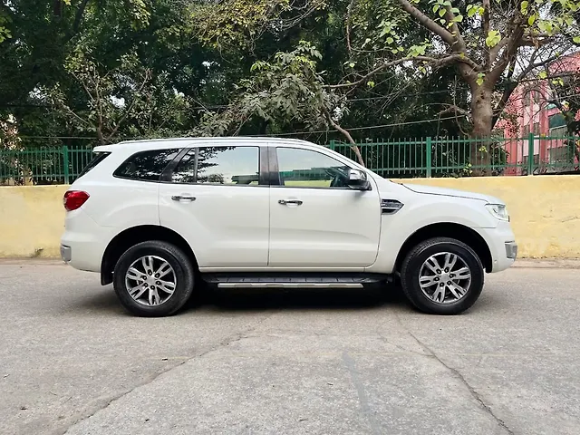 Used Ford Endeavour [2016-2019] Titanium 3.2 4x4 AT in Delhi