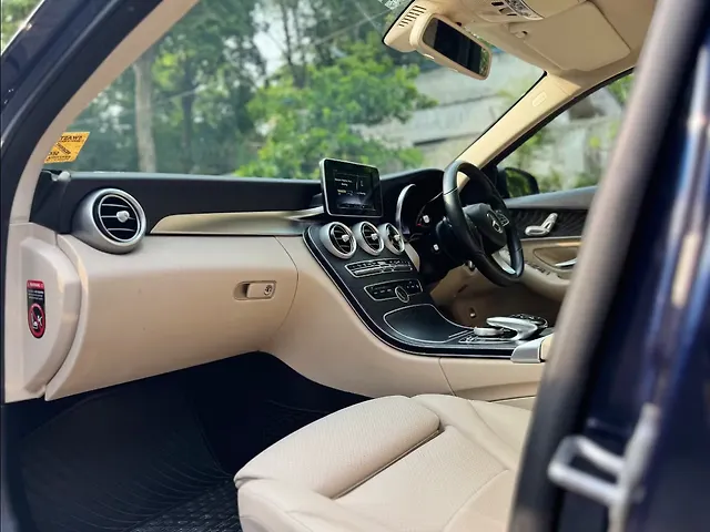 Used Mercedes-Benz C-Class [2014-2018] C 200 Avantgarde Edition in Delhi