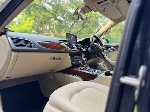 Used Audi A6 [2015-2019] 35 TDI Matrix in Delhi