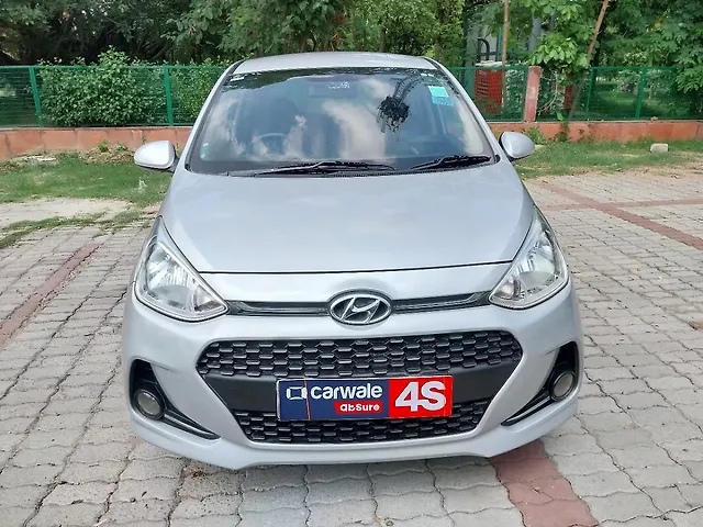 Used 2017 Hyundai Grand i10 in Delhi
