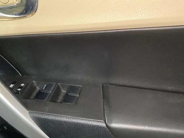 Used Toyota Corolla Altis [2014-2017] VL AT Petrol in Mumbai