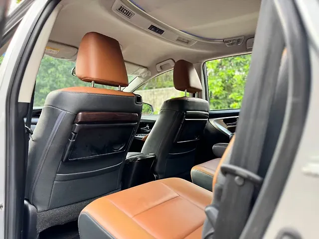 Used Toyota Innova Crysta [2016-2020] 2.7 GX AT 7 STR [2016-2020] in Delhi