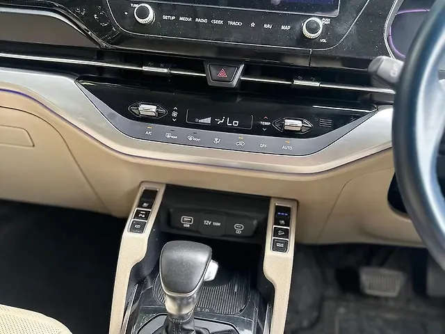 Used Kia Carens [2022-2023] Luxury Plus 1.5 Diesel AT 7 STR in Delhi