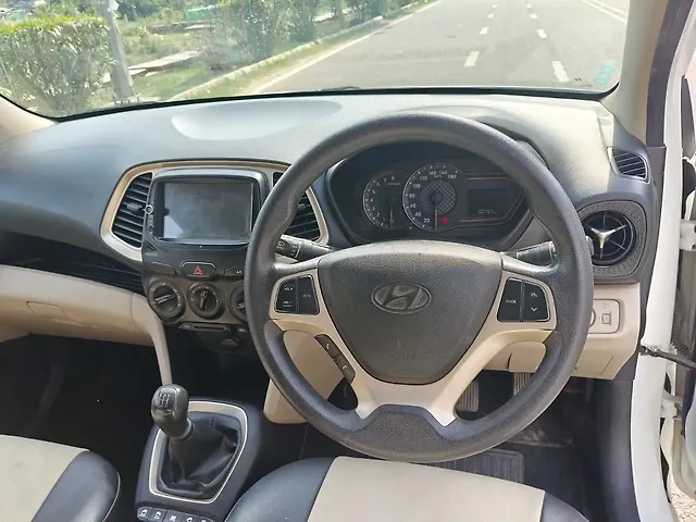 Used Hyundai Santro Sportz in Noida