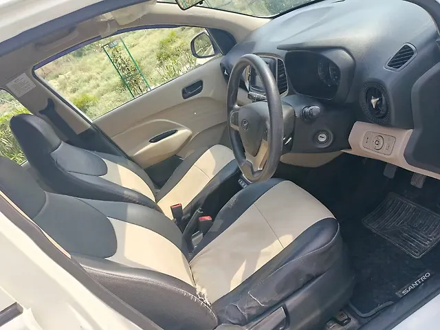Used Hyundai Santro Sportz in Noida