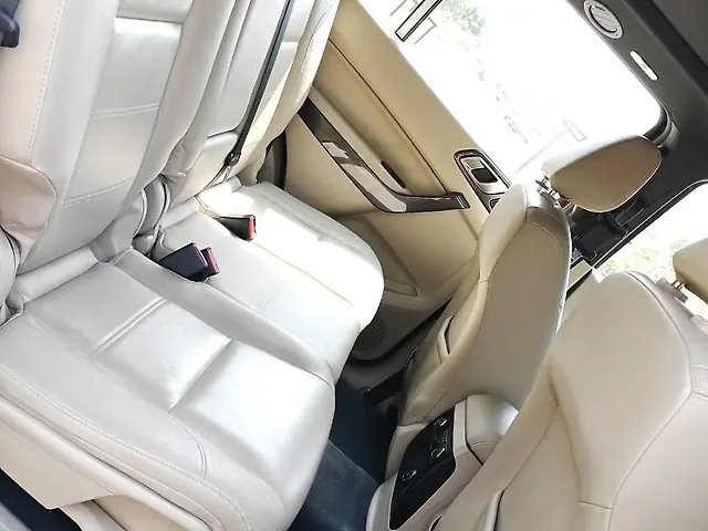 Used Ford Endeavour [2016-2019] Titanium 3.2 4x4 AT in Noida