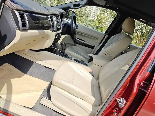 Used Ford Endeavour [2016-2019] Titanium 3.2 4x4 AT in Noida