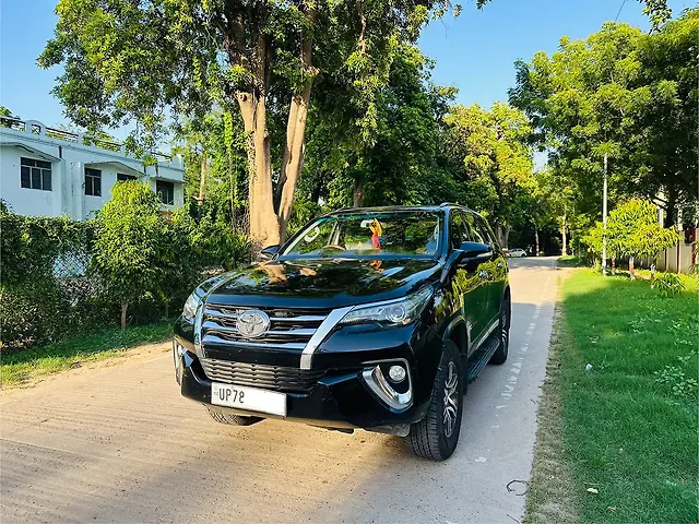 Used Toyota Fortuner [2016-2021] 2.8 4x2 MT [2016-2020] in Kanpur