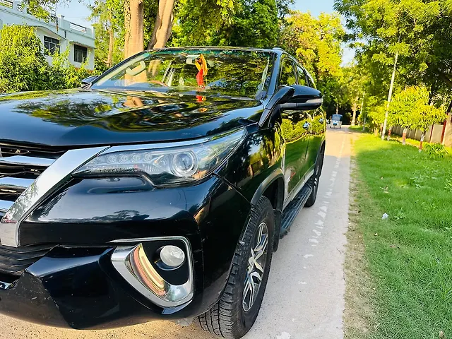 Used Toyota Fortuner [2016-2021] 2.8 4x2 MT [2016-2020] in Kanpur