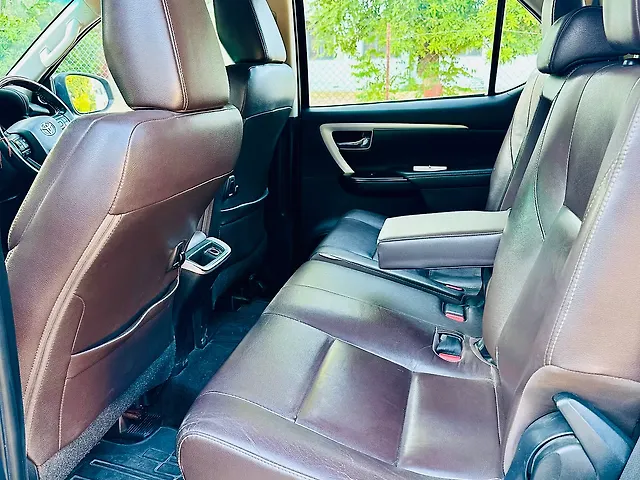 Used Toyota Fortuner [2016-2021] 2.8 4x2 MT [2016-2020] in Kanpur