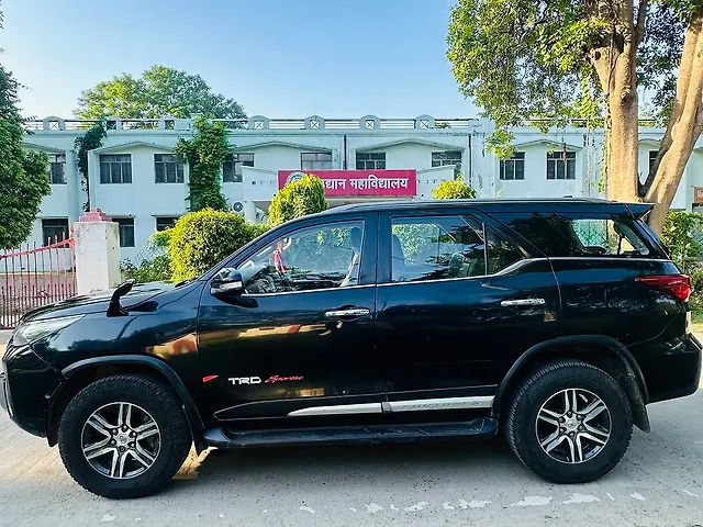 Used Toyota Fortuner [2016-2021] 2.8 4x2 MT [2016-2020] in Kanpur