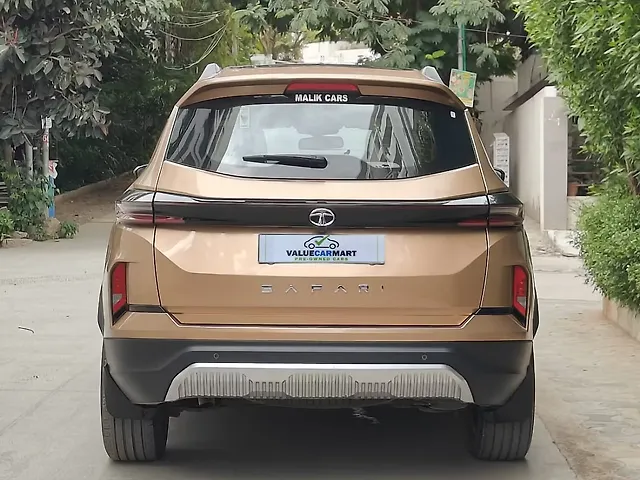 Used Tata Safari Accomplished Plus Dual Tone AT 7 STR in Hyderabad
