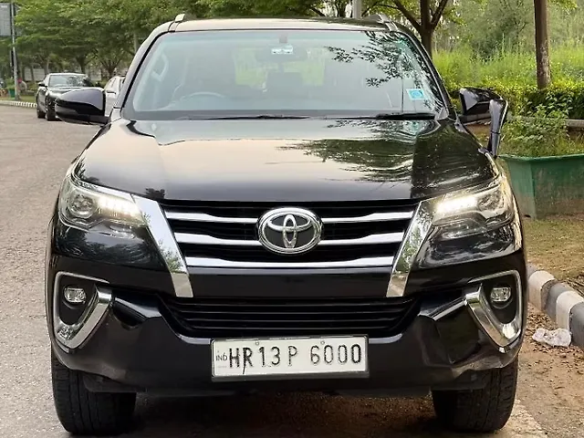 Used Toyota Fortuner [2016-2021] 2.8 4x4 AT in Chandigarh