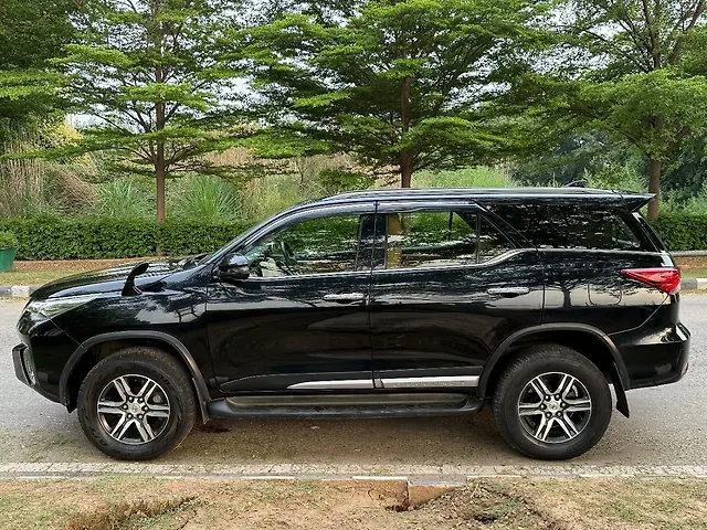 Used Toyota Fortuner [2016-2021] 2.8 4x4 AT in Chandigarh