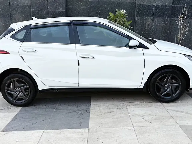Used Hyundai i20 [2020-2023] Sportz 1.2 MT [2020-2023] in Delhi