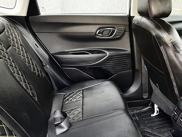 Used Hyundai i20 [2020-2023] Sportz 1.2 MT [2020-2023] in Delhi