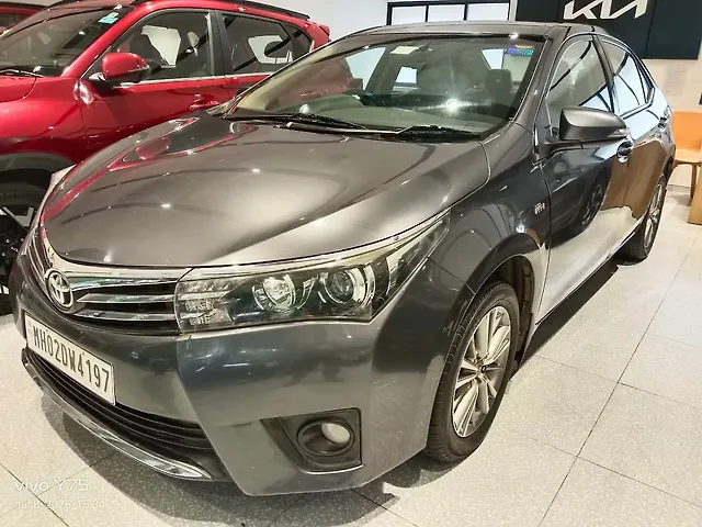 Used 2015 Toyota Corolla Altis in Mumbai