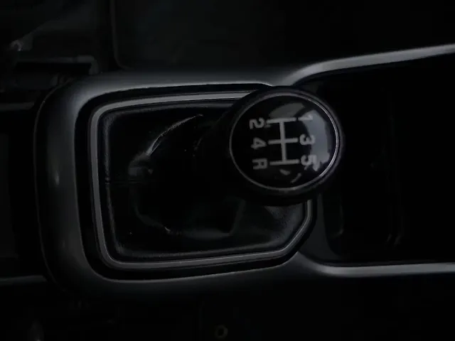Used Maruti Suzuki Ignis [2020-2023] Zeta 1.2 MT in Bangalore