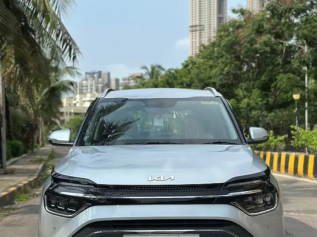 Used 2024 Kia Carens in Mumbai