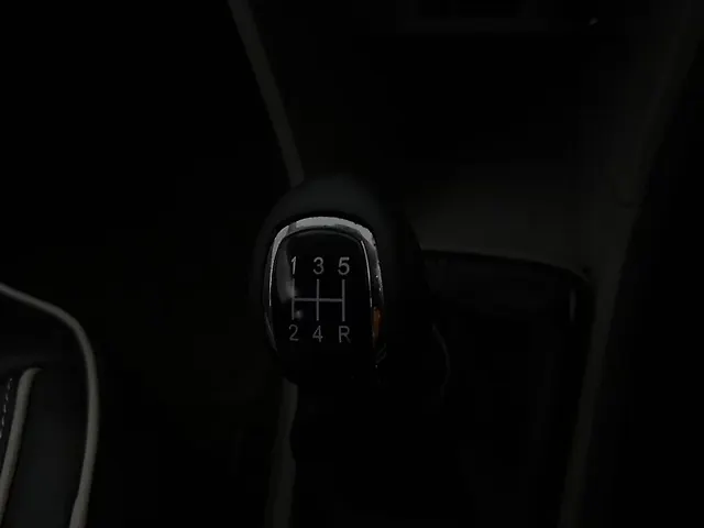 Used Tata Tiago [2016-2020] Revotron XZ w/o Alloy [2018-2019] in Delhi