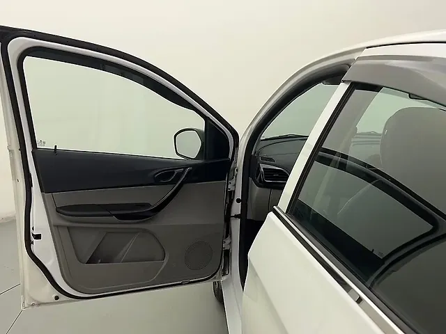 Used Tata Tiago [2016-2020] Revotron XZ w/o Alloy [2018-2019] in Delhi