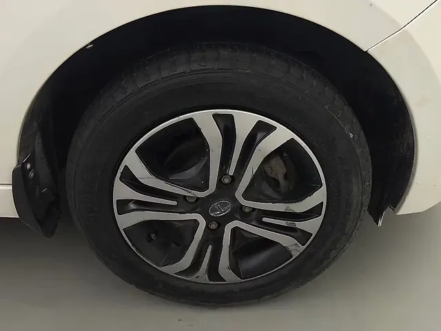 Used Tata Tiago [2016-2020] Revotron XZ w/o Alloy [2018-2019] in Delhi