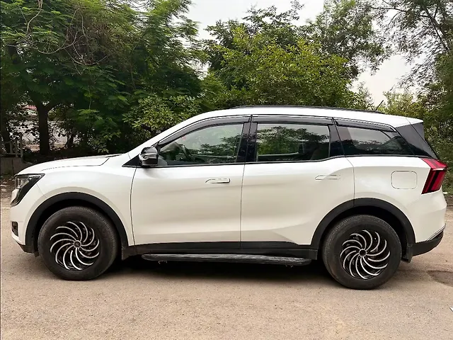 Used Mahindra XUV700 MX Diesel MT 5 STR [2021] in Delhi