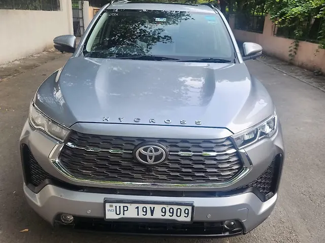 Used 2025 Toyota Innova Hycross in Delhi