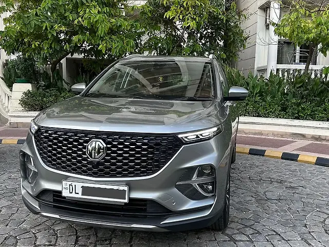 Used 2020 MG Hector Plus in Delhi