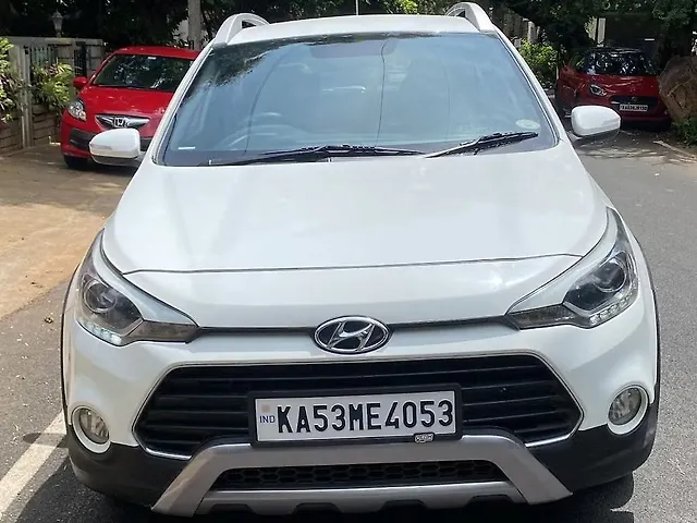 Used 2017 Hyundai i20 Active in Bangalore